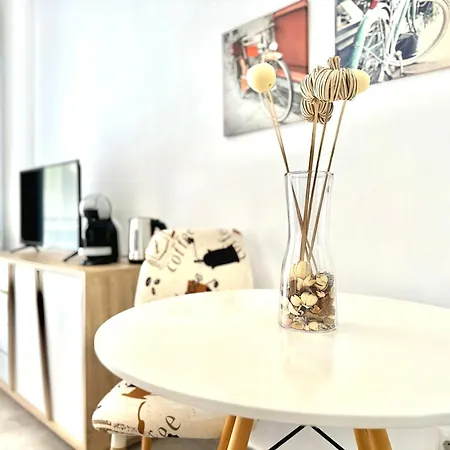 Vis8-nuevo, Centro A 5 Minutos, Playa A 850 Metros, Wifi, Terraza דירה
